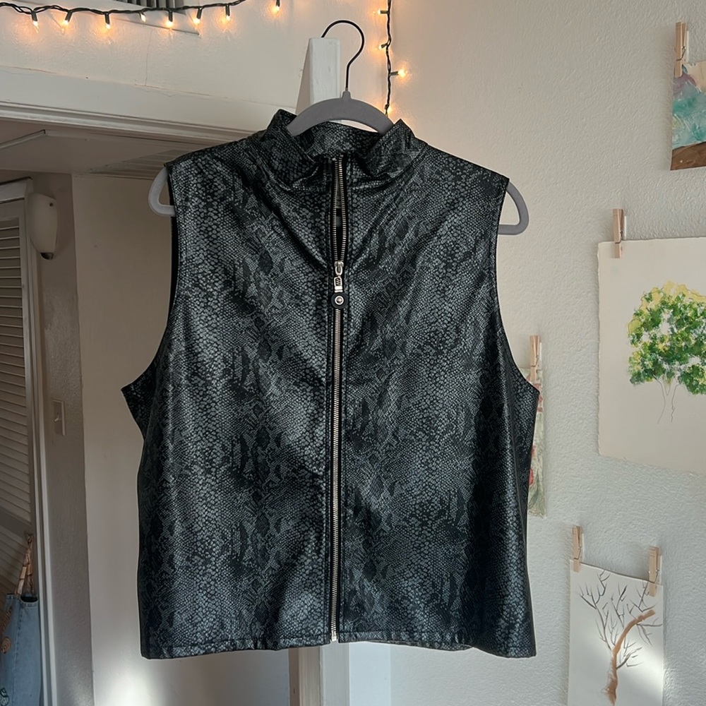Men’s Snakeskin Leather Vest